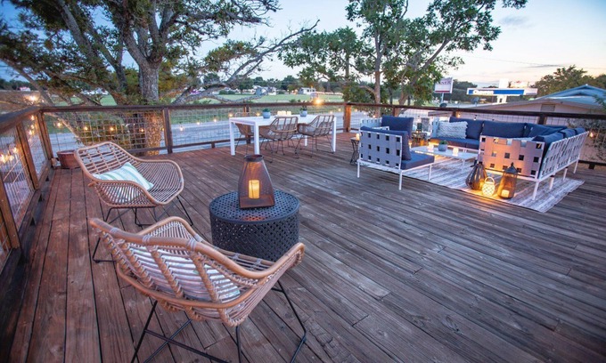 Stonewall Hotel | Stonewall Motor Lodge