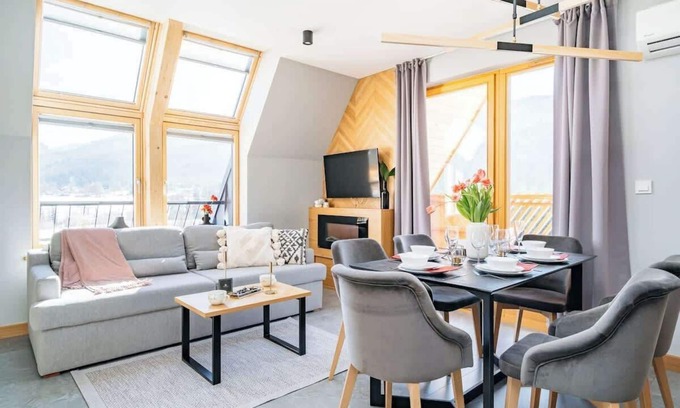 Koscielisko Apartment | Stop in a mountain enclave in the Kościelisko