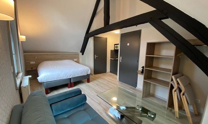 Chaumont-en-Vexin House | Stopover in the city center of Chaumont-en-Vexin