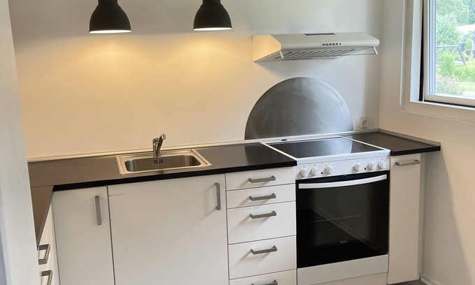 Norresundby Condo | Stor Dejlig og Hygge Lejlighed, 2,5 km fra Aalborg Centrum