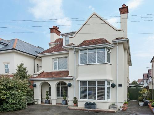 Boscombe House | Stourcliffe House