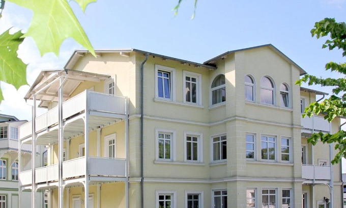 Gohren Apartment | strandnah, mit Balkon und AHOI Erlebnisbad in Sellin gratis - Villa Strandmuschel FeWo 08