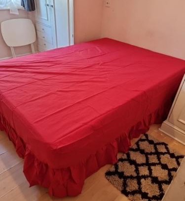 Luton Apartment | Strangers Way