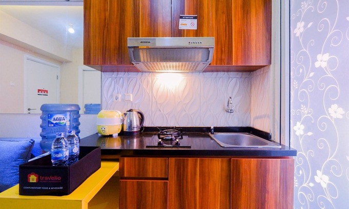 Rawasari Apartment | Strategic And Comfy 2Br At Green Pramuka City Apartment