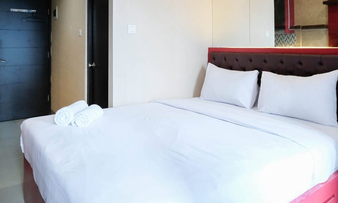 Wonokromo Apartment | Strategic And Cozy Living Studio At Tamansari Papilio Apartment
