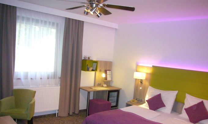 Grinzing Hotel | Strebersdorferhof - Essen Schlafen Leben