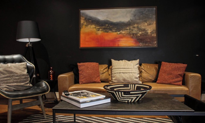 Sands End Apartment | Striking 3 Bed Apartment in the Heart of Chelsea w/Balcony & Spectacular Views