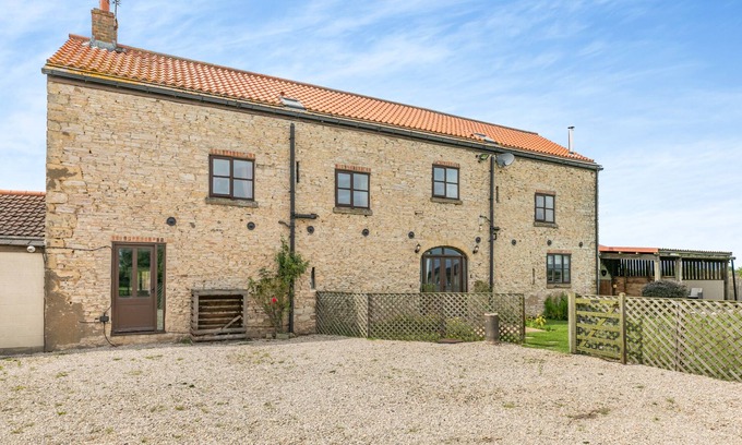Kirk Sandall Cottage | STUBBS GRANGE BARN, family friendly in Askern, Yorkshire