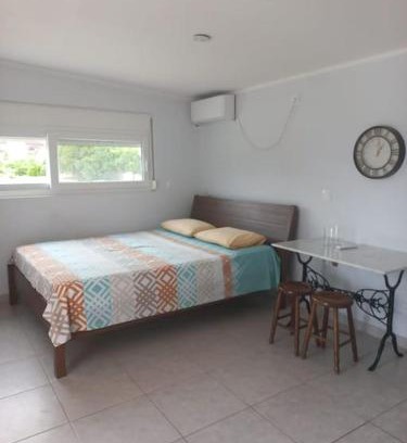 Kropia Apartment | studio-02