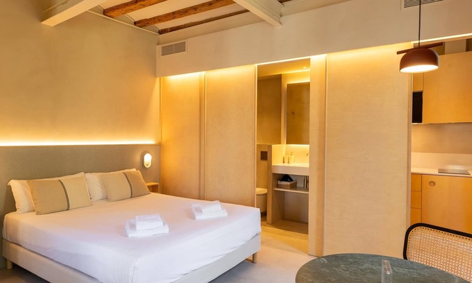 El Born Apartment | Studio 2 pax in Born