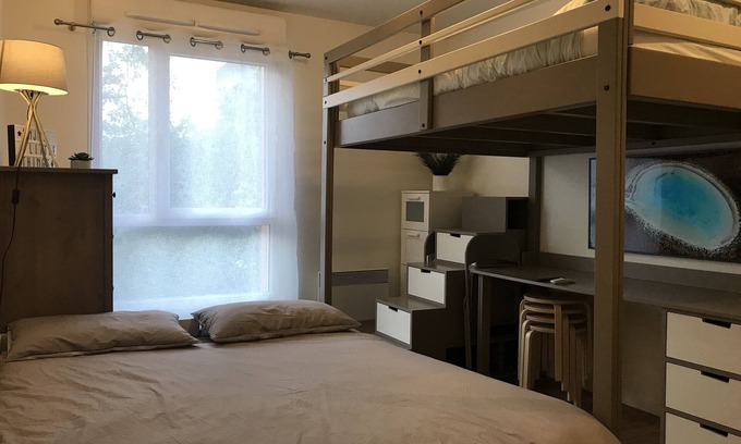 Montevrain Apartment | Studio 22m2 RER Val d'Europe 150m away/Disney-Paris