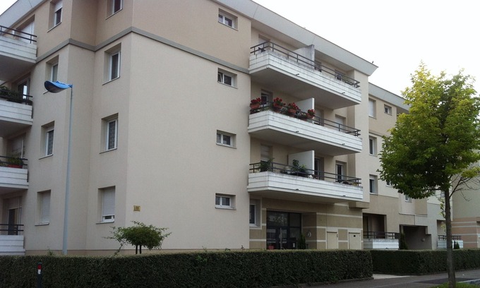 Poteries Apartment | STUDIO 3 pers calm near ZENITH, private parking