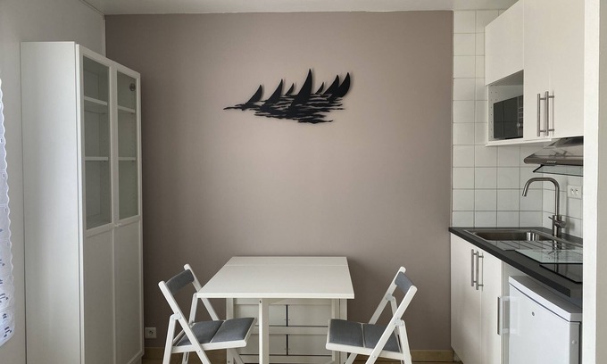 Saint-Marc-sur-Mer Apartment | Studio 300m Plage M Hulot, Chemin Côtier, Commerces - St Marc sur Mer