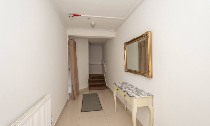 Plaistow and Sundridge Apartment | Studio 4 - Rear, 1st floor