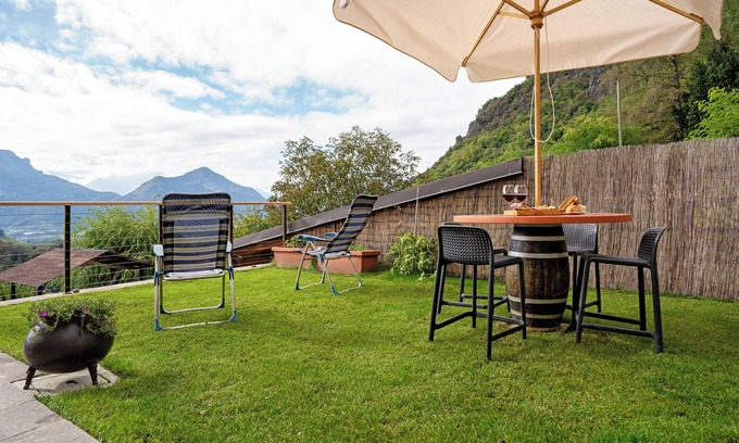 Pergine Valsugana Apartment | Studio Apartment 'Maso Plocech App Vacanze' with Lake View, Private Garden and Wi-Fi