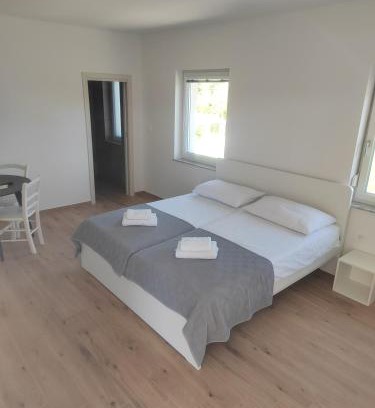Sempeter-Vrtojba Apartment | Studio Apartma KIMI
