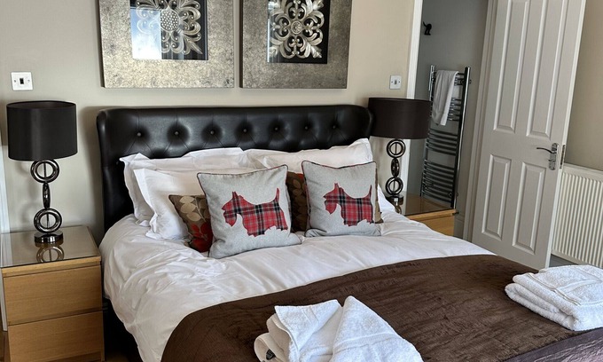 Westbourne Apartment | Studio Apartment 1 at Alum Chine Beach House