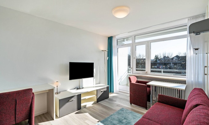Furstenfeldbruck District Apartment | Studio Apartment "Huber Living Basic 209" with Balcony & Wi-Fi