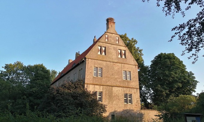 Schlusselburg Other | Studio apartment in a medieval castle from the 14th century on the Weser cycle path