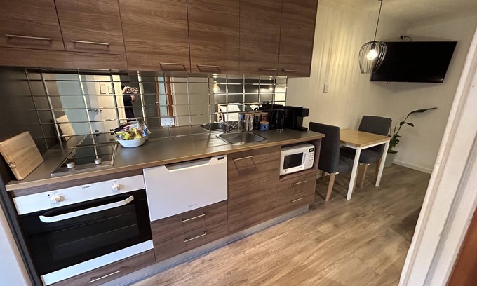 Fyshwick Apartment | Studio Apartment in Griffith - Studio 35