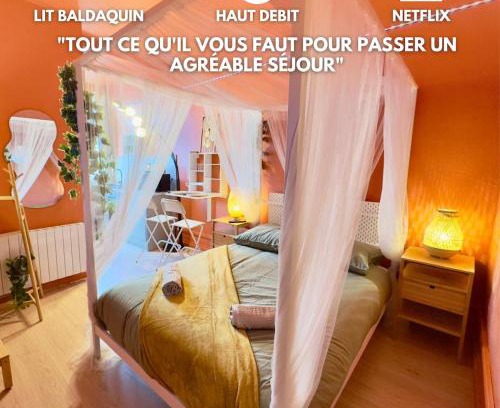 Arras Apartment | Studio Bali Hyper centre Lit Baldaquin