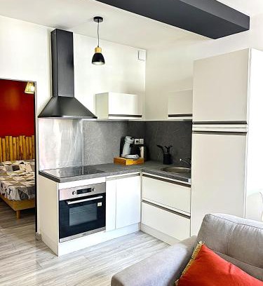Quartier Saint-Marc - Croix de Pierre - Saint-Nicaise Apartment | Studio Bohème
