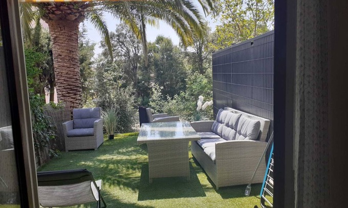 Saint-Aygulf Apartment | Studio Bord DE MER