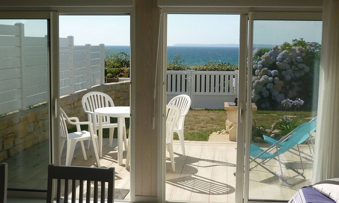 Plonevez-Porzay Apartment | STUDIO BY THE SEA with terrace - DOUARNENEZ bay - KERVEL beach