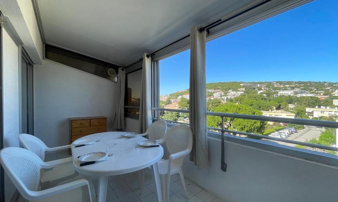 Sete Apartment | Studio Cabine à Sète: Véranda, Parking, Ascenseur, Plage à 300m - FR-1-338-44