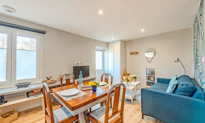 Loperec Apartment | Studio 'Cap À L’ouest' with Shared Terrace, Shared Garden and Wi-Fi