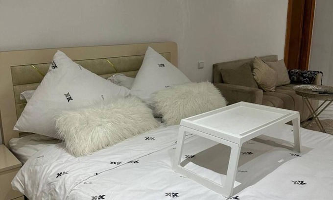 Gueliz House | Studio Chic au Cœur de Gueliznn