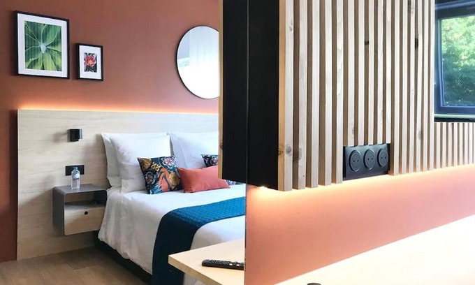 Croix Apartment | Studio Chic Croix-Barbieux