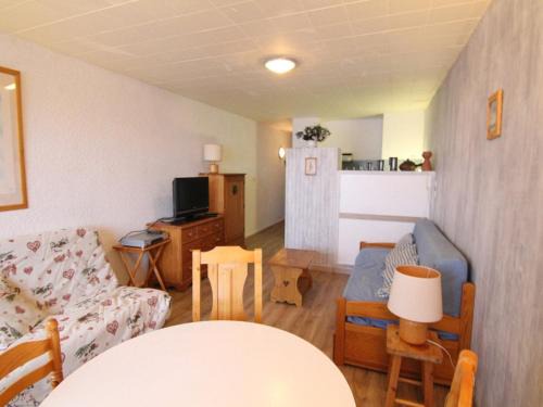 Cognet Apartment | Studio cosy pour 4 pers. avec balcon S/E, proche pistes du Rif Nel et commerces, quartier Cognet - FR-1-405-45