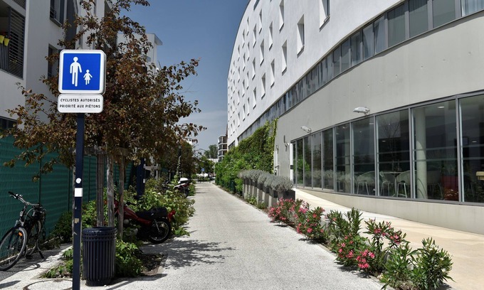 Bassins a Flot Apartment | Studio Cosy Près du Cité du Vin, Wi-Fi Gratuit!