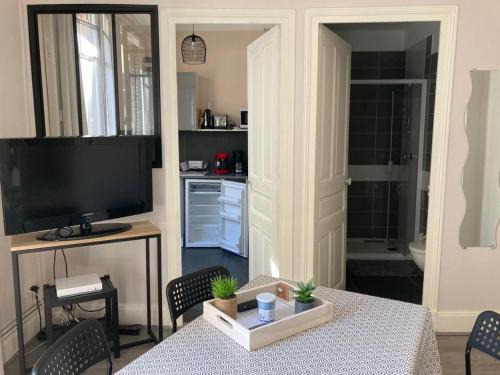 Vieux Vichy Apartment | Studio cosy proche parcs, opéra, centre ville