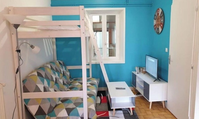 Beaumont Saint-Cyr Apartment | Studio Cyrbordo Proche Futuroscope/Poitiers Nord
