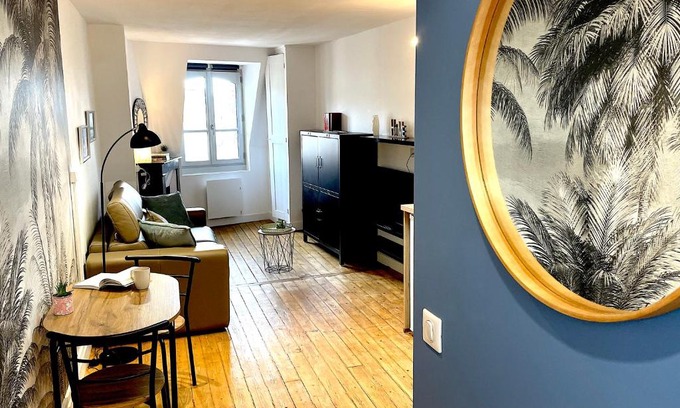 Dreux Apartment | Studio de charme sous les toits #6