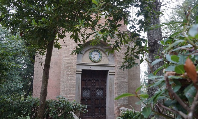 Fauglia Apartment | studio - Fauglia-Holiday in close contact with nature in an ancient family chapel turned into a simple but confortable ambience