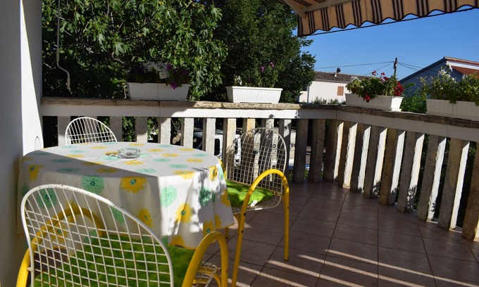Sveti Filip i Jakov Apartment | Studio flat with balcony and sea view Sveti Filip i Jakov, Biograd (AS-4299-g)