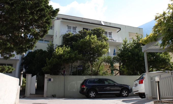 Ratac Apartment | Studio flat with balcony Makarska (AS-6839-a)