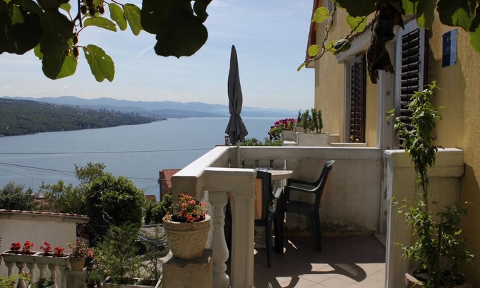 Volosko Apartment | Studio flat with terrace and sea view Opatija - Volosko, Opatija (AS-7897-a)