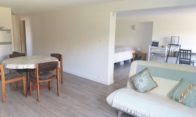 Baziege Apartment | Studio for 2 to 4 people