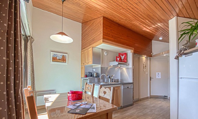 Aussois Apartment | Studio for 4 with terrace and WIFI in Aussois