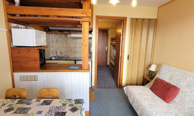 Saint-Michel-de-Chaillol Apartment | Studio for 4, south balcony, parking, calm residence