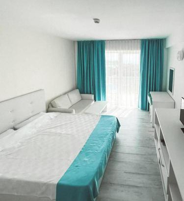 Neptun Apartment | Studio G712 Blaxy