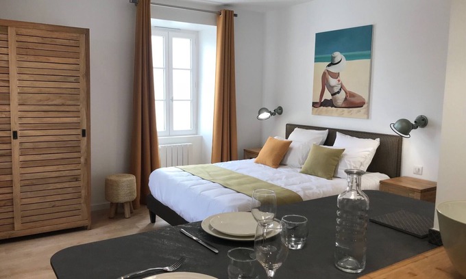 La Rochelle City Centre Apartment | Studio Gambetta - A studio for 2 that will make you love La Rochelle