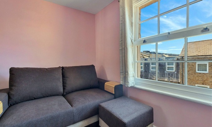 Greenwich West Apartment | Studio in Greenwich near Royal Observatory