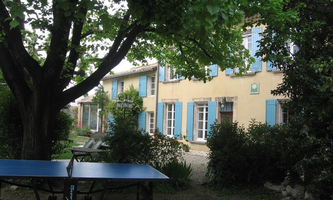 Montfavet Apartment | Studio in Mas provençal in AVIGNON (2 people)