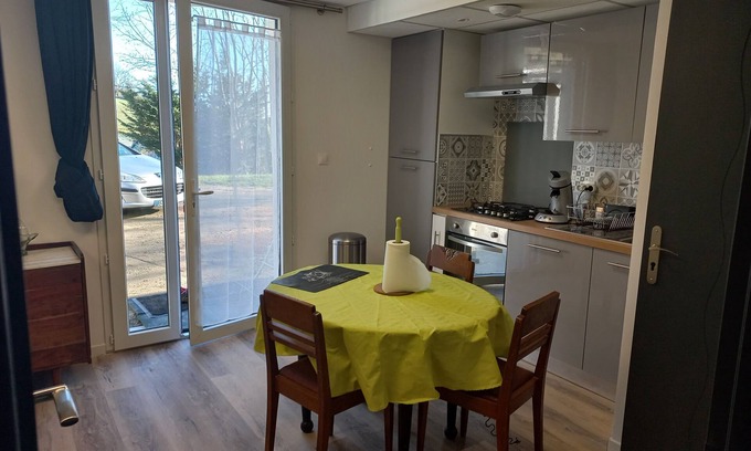 Saint-Gaudens Apartment | Studio in quiet neighborhood