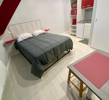 Heuze - Saint-Georges Apartment | studio indépendant 800 m de la gare du Mans